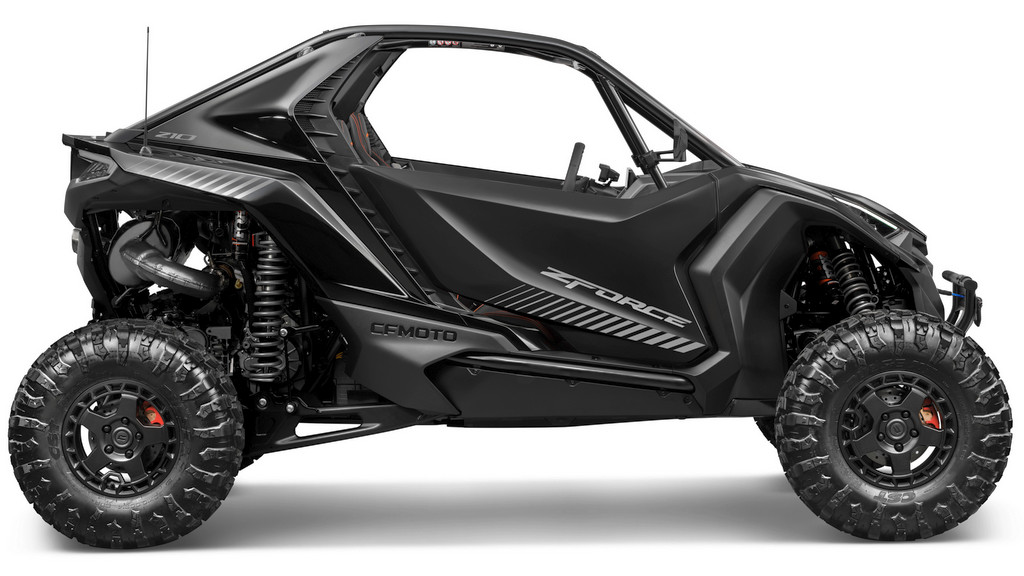 мотовсюдихід CFMOTO ZFORCE Z10 чорний (вигляд збоку)